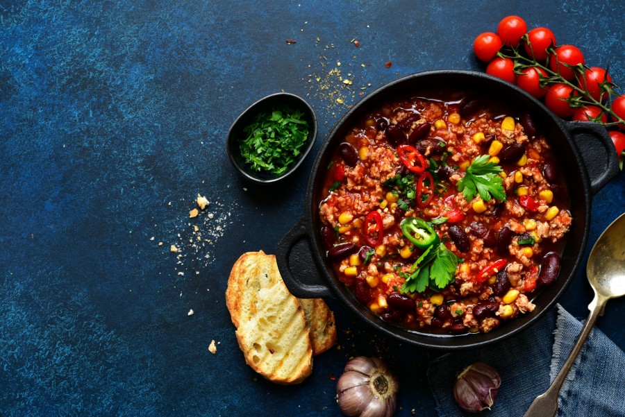 Quelle est l'origine fascinante du chili con carne ?